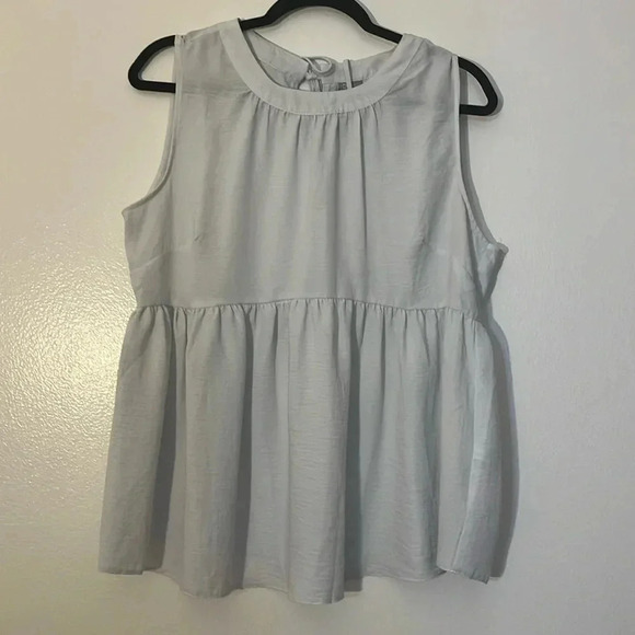 ASOS| Babydoll sleeveless shirt ruffled hem women’s size 8 ice blue/gray - Picture 6 of 6